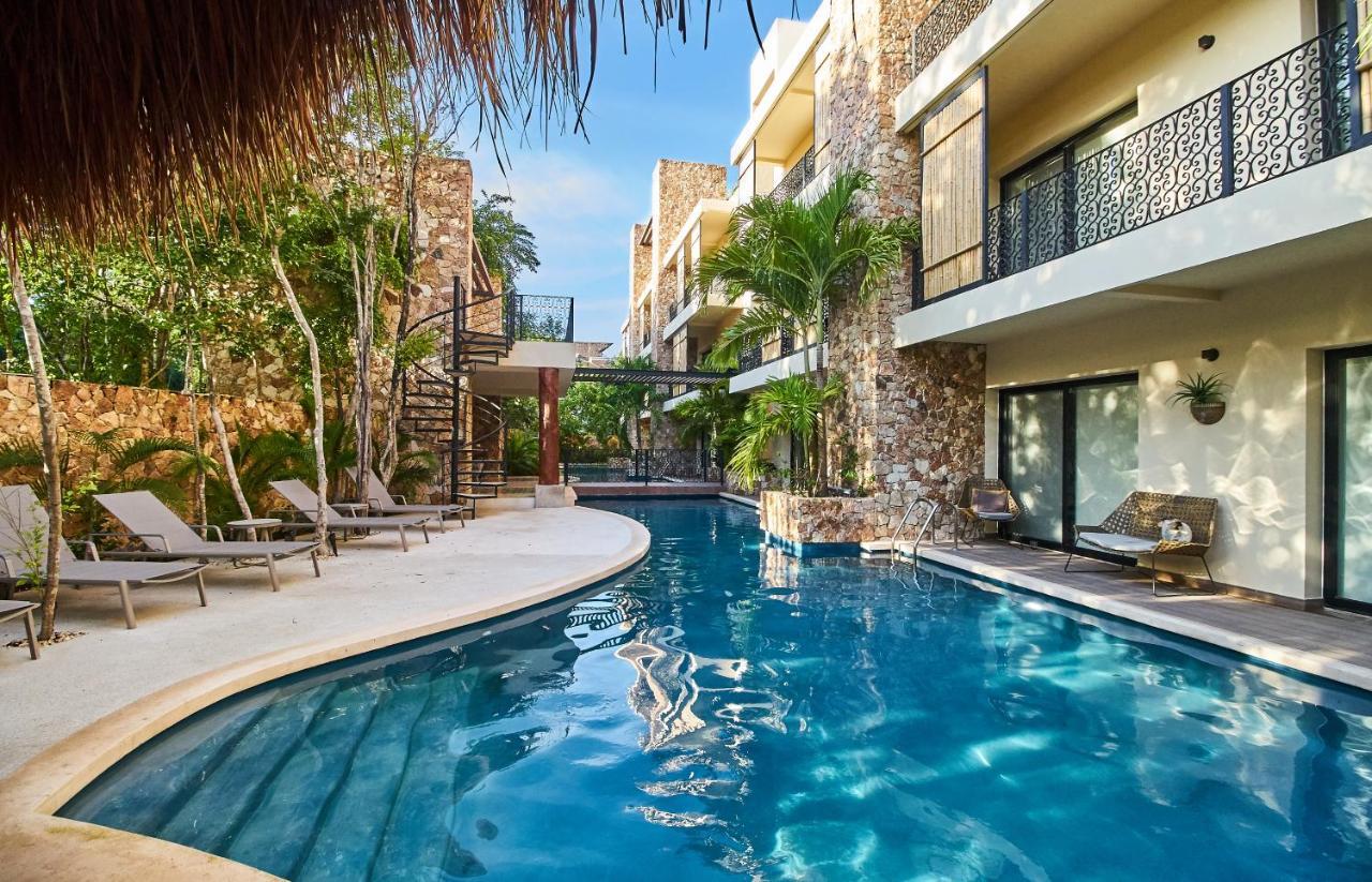 Premium With Private Terrace And Pool View Appartement