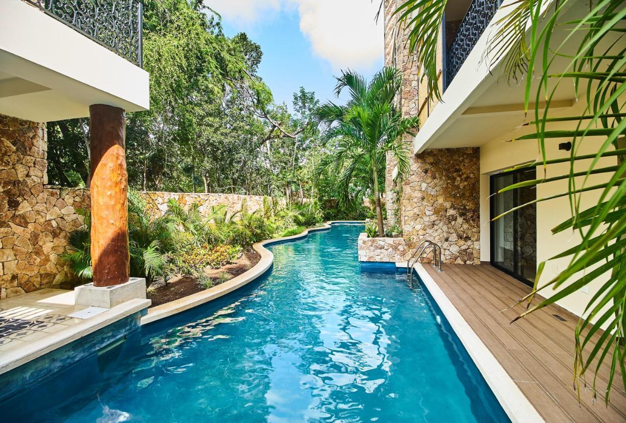 Premium With Private Terrace And Pool View Appartement *